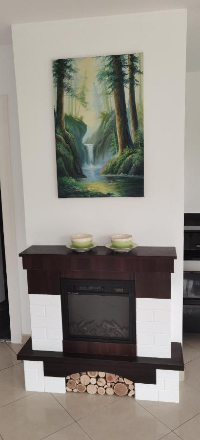 Villa Metatron U Doma Baltsjik Buitenkant foto